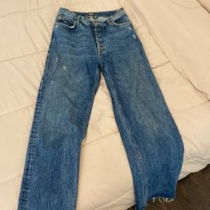 Adorable BDG vintage wide high ride jeans. perfect condition